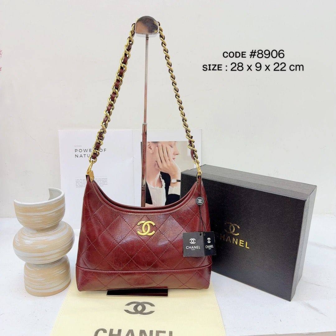 CHANEL ʟᴏᴏᴘ ʜᴏʙᴏ
sʜᴏᴜʟᴅᴇʀ ʙᴀɢ
ǫᴜɪʟᴛᴇᴅ ʟᴀᴍʙsᴋɪɴ
ɢʟᴏssʏ ʟᴇᴀᴛʜᴇʀ
ʜᴀs ɢᴏʟᴅ ᴄʜᴀɪɴ ʙᴇʟᴛ
ᴀɴᴅ ʟᴏɴɢ ʙᴇʟᴛ sᴛʀᴀᴘ
ɢᴏʟᴅ ʜᴀʀᴅᴡᴀʀᴇ
sɪᴢᴇ : 28 cm
ᴡɪᴛʜ BOX
🎁🎁🎁

80 dhs💚

Zain31
♥️♥️♥️