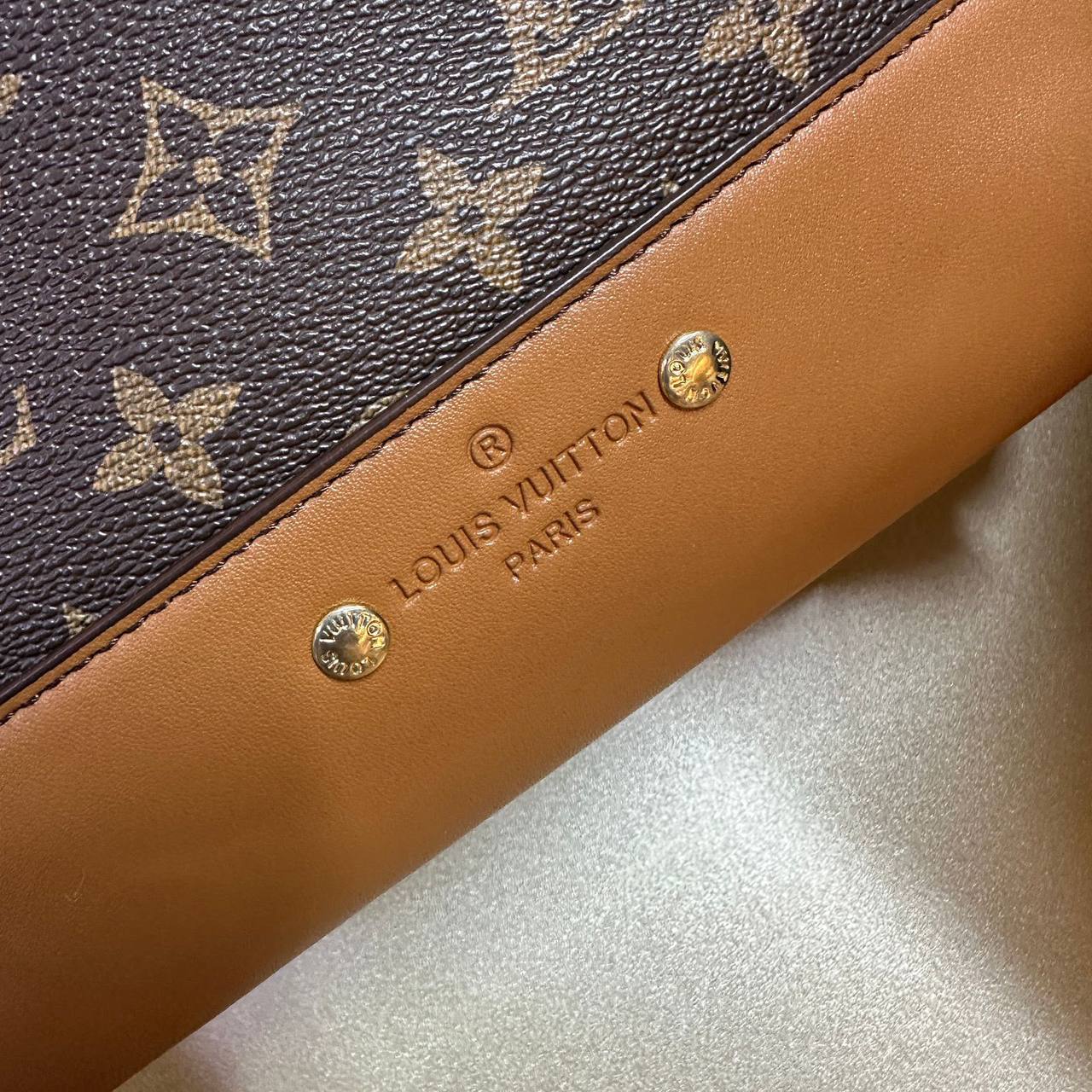 LV
 BACKPACK RESTOCK GOOD QUALITY 
105 dhs🇦🇪🇦🇪

Zain295
♥️♥️♥️
