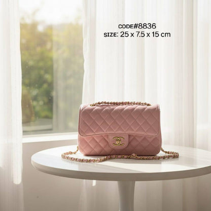CHANEL ᴄʟᴀssɪᴄ
ᴅᴏᴜʙʟᴇ ғʟᴀᴘ ɢᴏʟᴅ ʜᴀʀᴅᴡᴀʀᴇ
LAMBSKIN LEATHER ᴍᴀᴛᴇʀɪᴀʟ
sɪᴢᴇ : 25 cm

70 dhs✅

Zain31
♥️♥️♥️