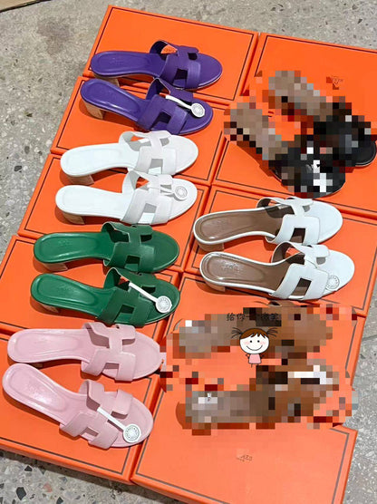 Hermes
Size 36-41 
100 dhs❣️

Zain145
♥️♥️♥️