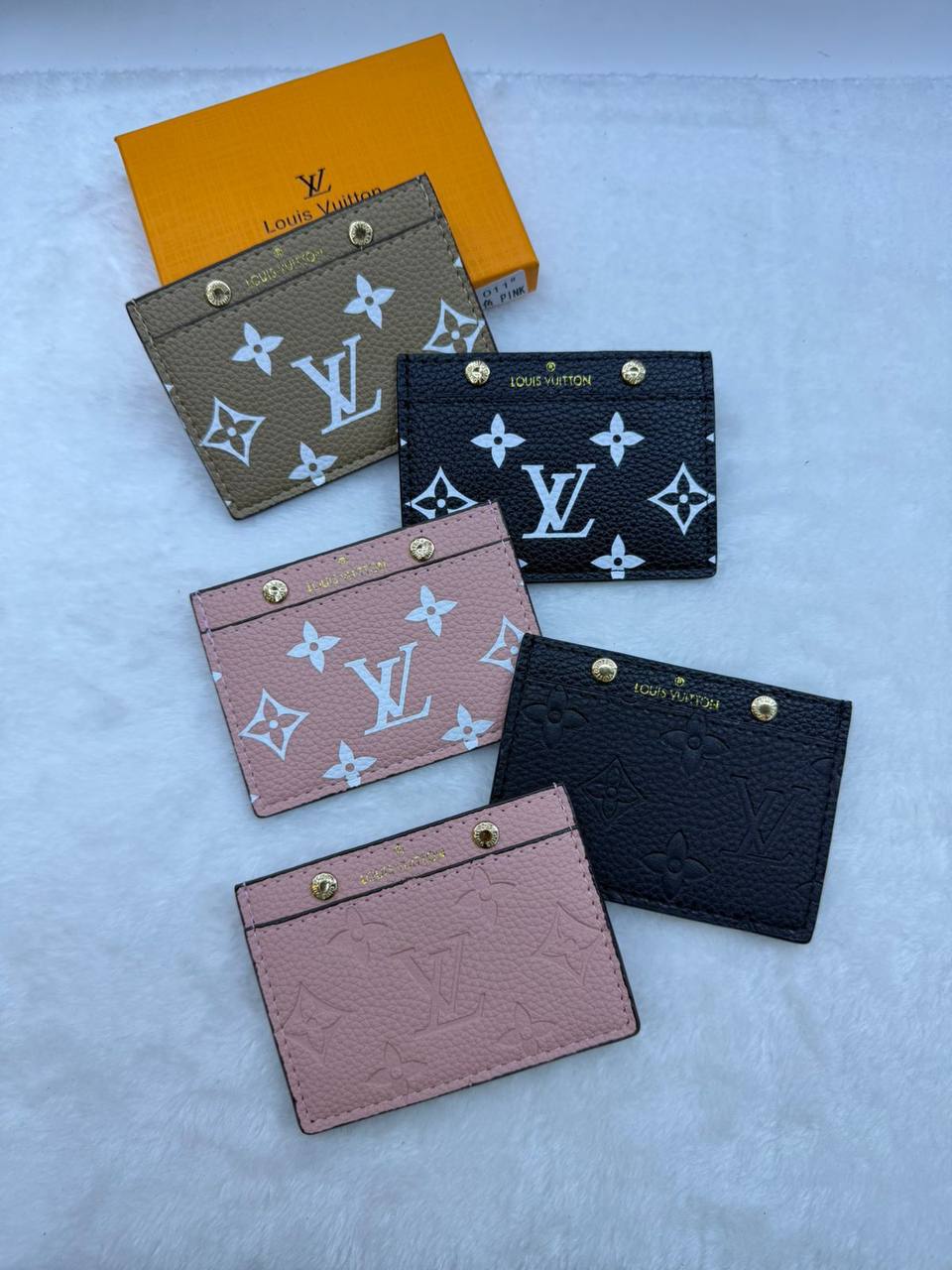 Wallets
30 dhs✅

Zain114
♥️♥️♥️