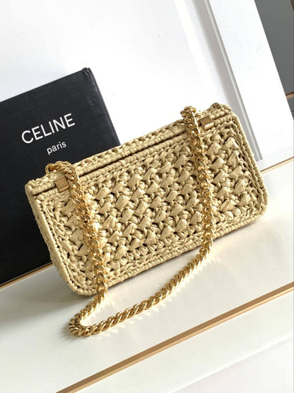 Celine 

Raffia Effect Claude Chain Shoulder Bag Natural

Size 20 cm

For Price 👇 WhatsApp✅
0568585901 
0507557372
0552275751 Owner Zain 👌


Zain274
♥️♥️♥️