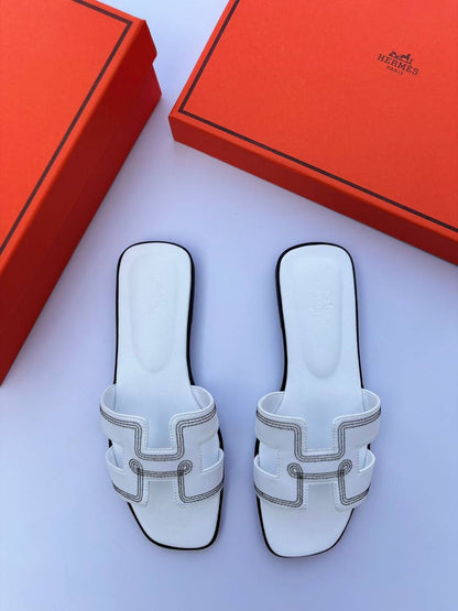 Hermes
100 dhs✅
Size 36-42

Zain55
♥️♥️♥️