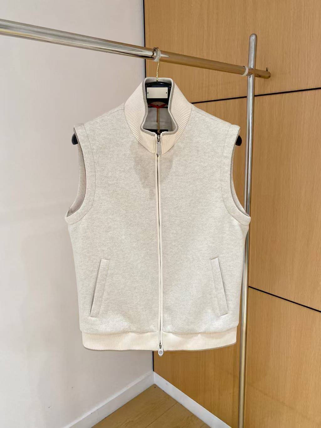LORO PIANA

Super Master quality

Sizes:M L XL 2XL 3XL

750 dhs🇦🇪🇦🇪

Zain330
♥️♥️♥️
