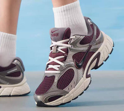 Nike V5 RNR,
size 36 to 45, 
230 dhs🗽

Zain196
♥️♥️♥️