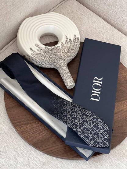 TIE
Super Master Quality
250 dhs💓

Zain267
♥️♥️♥️