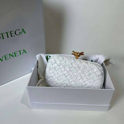 Bottega Master
430 dhs🪙🪙

Zain10
♥️♥️♥️