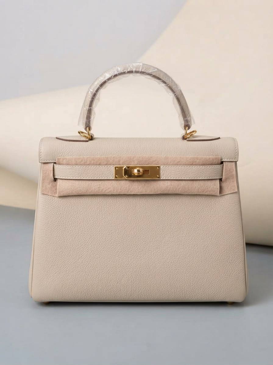 Hermes Kelly 

28CM

Super master quality 
Available ✨💕💕

With full packing 📦🎀

For Price 👇 WhatsApp✅
0568585901 
0507557372
0552275751 Owner Zain 👌

Zain252
♥️♥️♥️