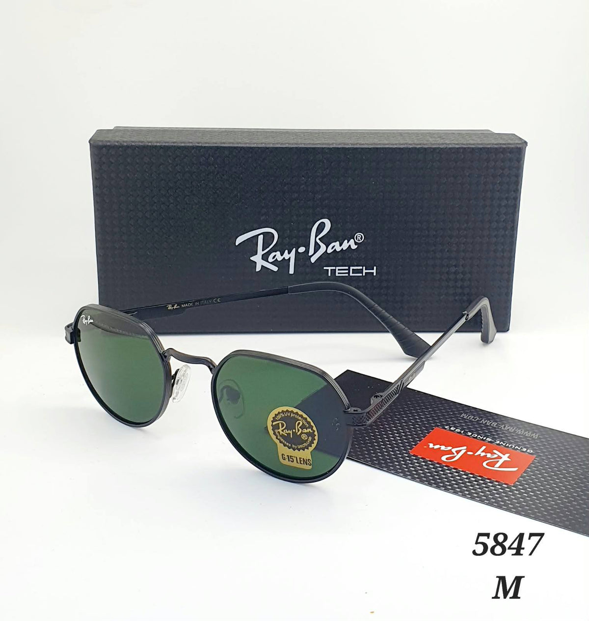 Sunglasses 

55 dhs🇦🇪🇦🇪🇦🇪

Zain182
♥️♥️♥️