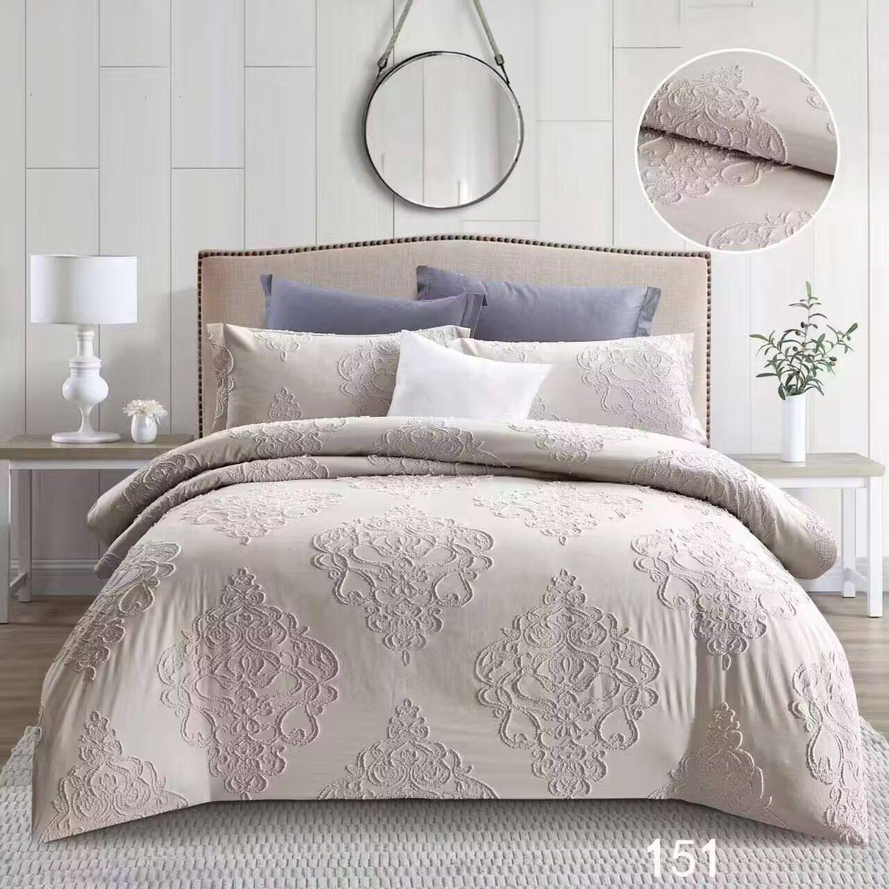 New collection 💥💥💥
Normal 
Embroidered 
Comfort set 
King size comfort 6pcs set 
140 dhs❣️

Zain99
♥️♥️♥️