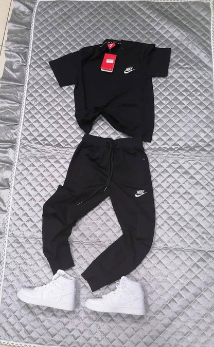 Sport Set
6 to 14 years size
75 dhs🪙🌨️

Zain27
♥️♥️♥️