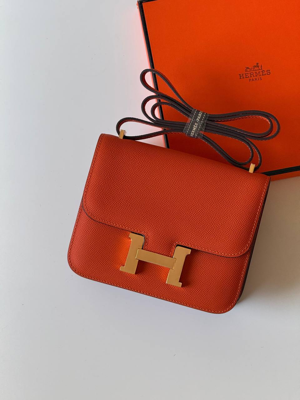 Hermes
constance 18cm 👌Master quality ✅with box📦
340 dhs✅

Zain52
♥️♥️♥️