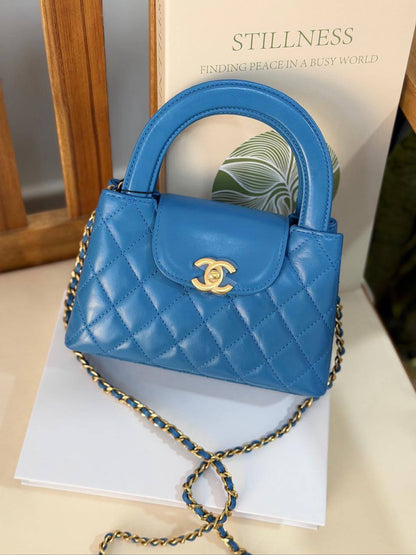 CHANEL 💫
Super Master Quality ⚡️
Original Packing 🎁
Size 19Cm📏

For Price 👇 WhatsApp✅
0568585901 
0507557372
0552275751 Owner Zain 👌

Zain321
♥️♥️♥️