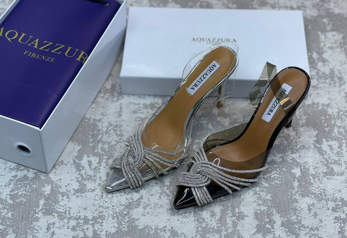 AQUAZZURA

Size 36 to 41. 

130 dhs🗽

Zain175