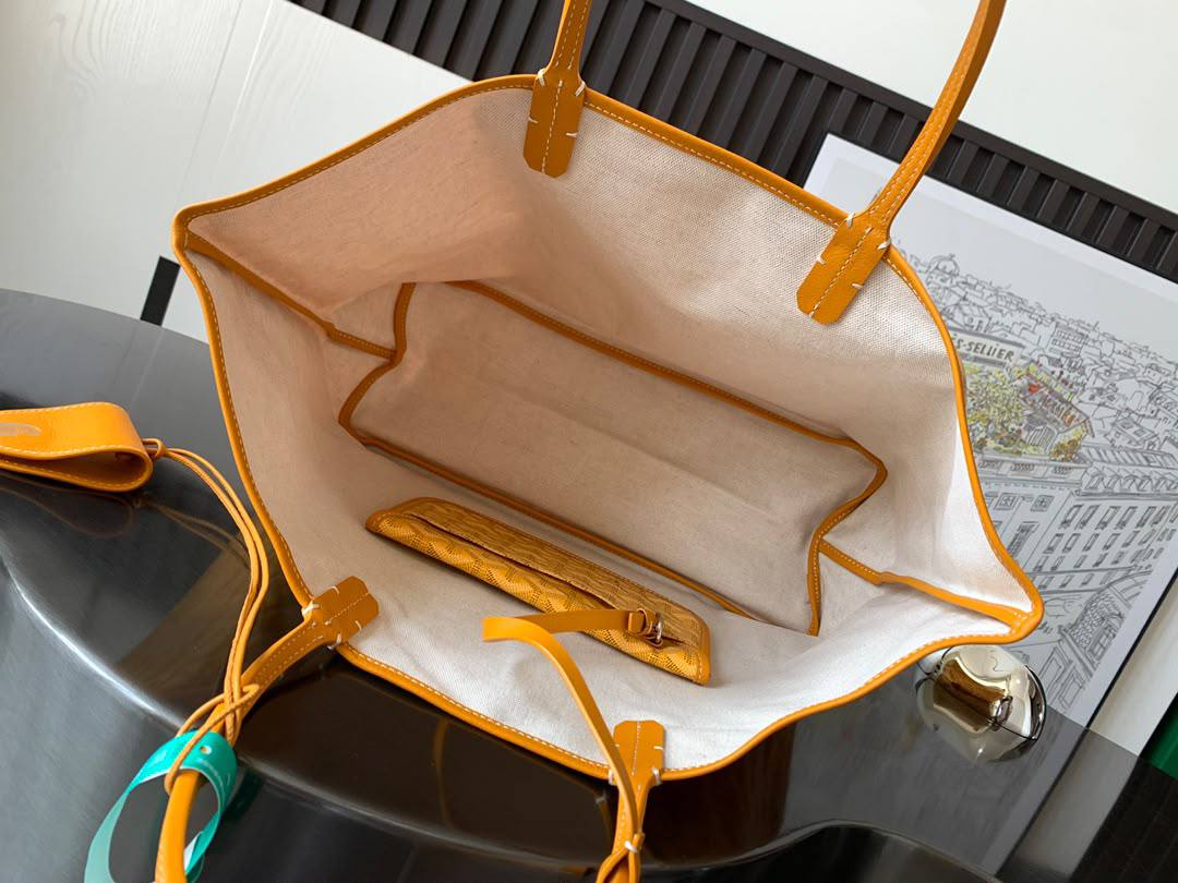 Goyard
Saint Louis 

bag Size 
34 cm

For Price 👇 WhatsApp✅
0568585901 
0507557372
0552275751 Owner Zain 👌

Zain274
♥️♥️♥️