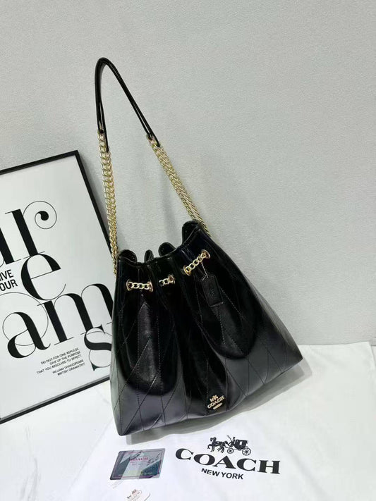 COACH Evelyn
36cm
105 dhs❣️

Zain44
♥️♥️♥️