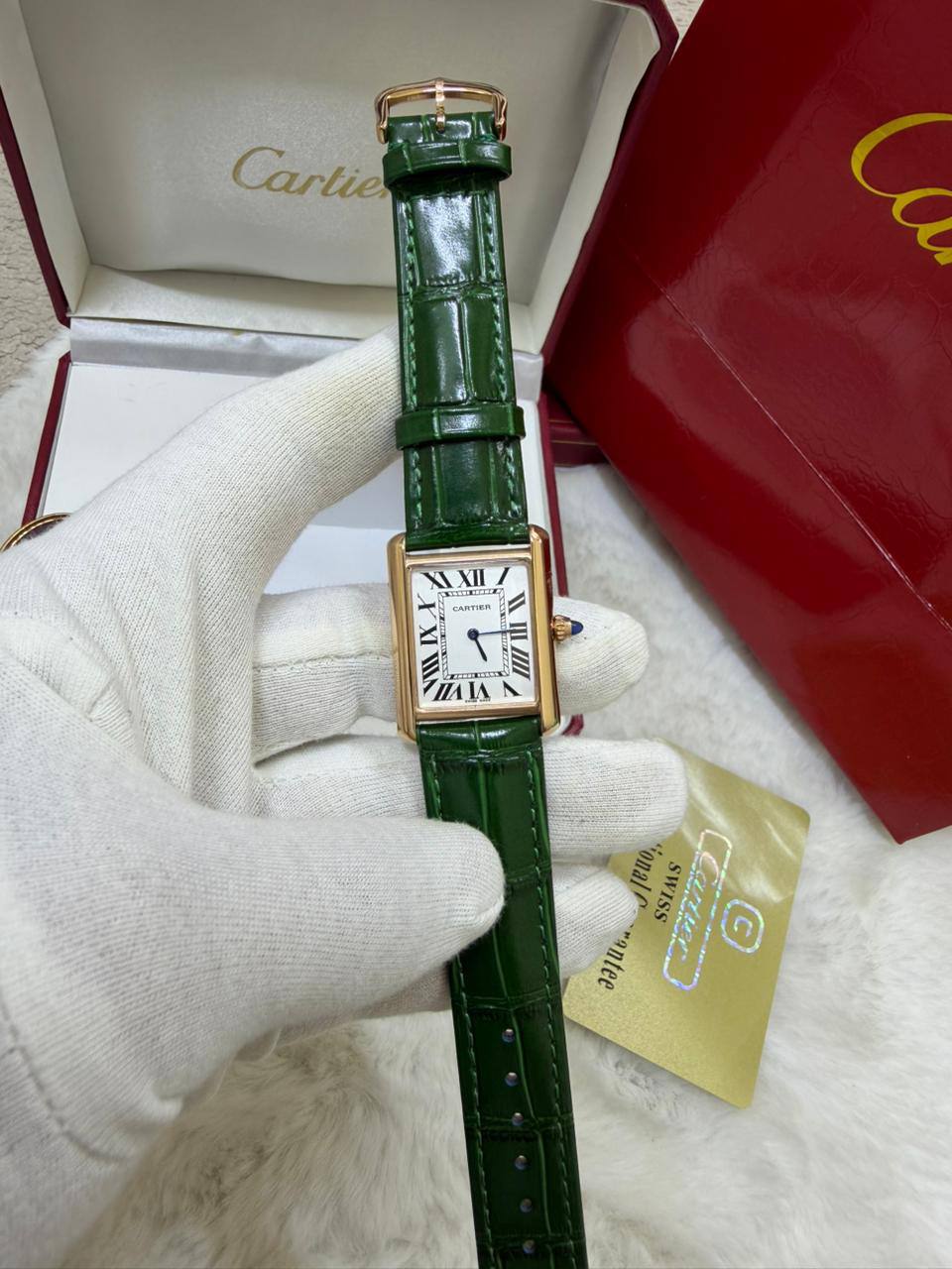 Cartier
good quality
Battery 
230 dhs✅

Zain85
Zain29
♥️♥️♥️