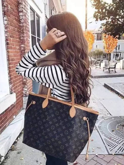 LV
 NEVERFULL 
 GOOD QUALITY 
WITH BOX 
🎁🎁🎁

100 dhs✅

Zain39
♥️♥️♥️