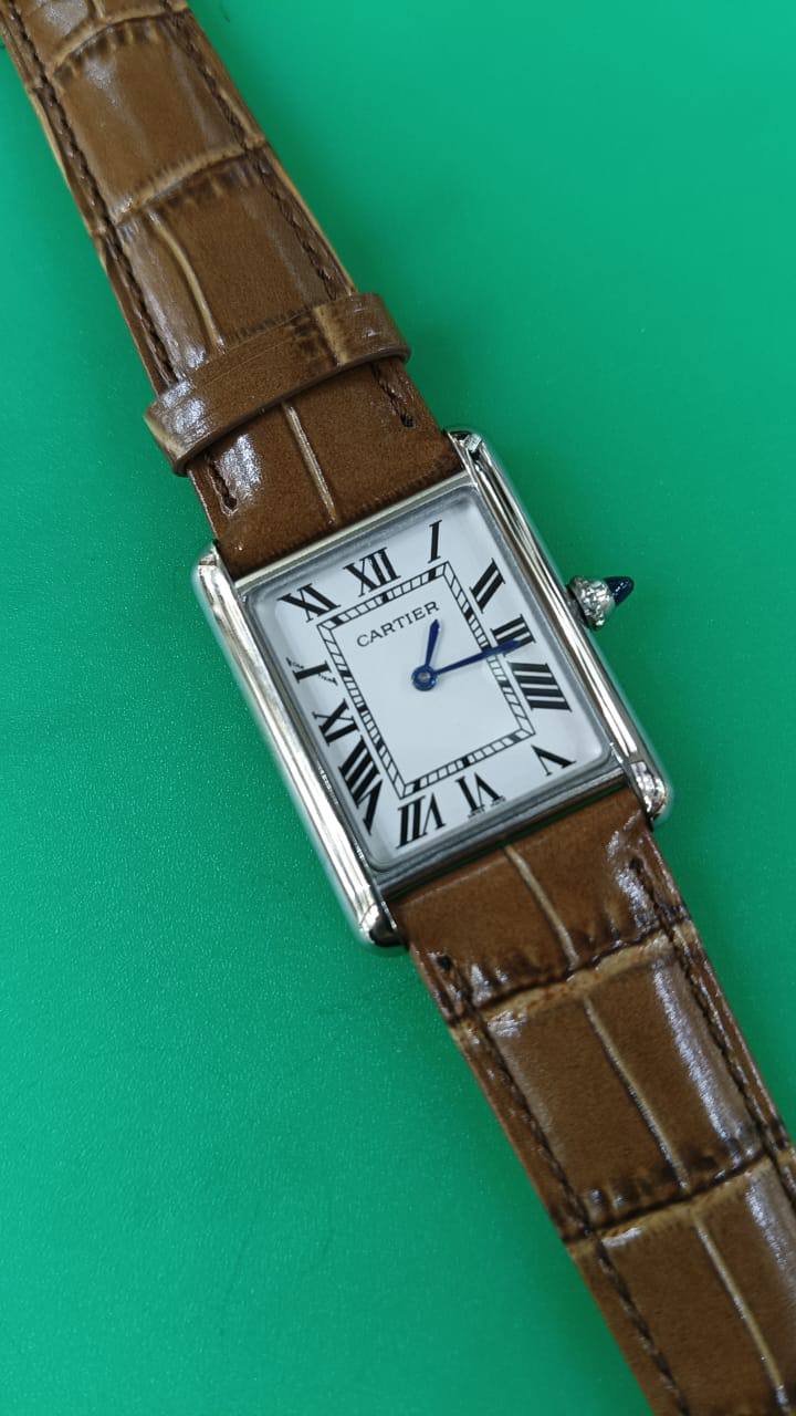 Cartier Master +++
370 dhs🪙💚
Top Quality

Zain108
♥️♥️♥️