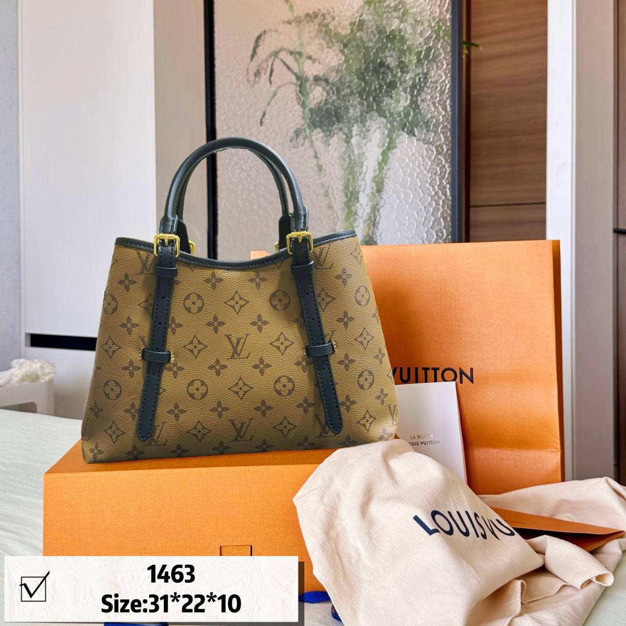 LV
with box
🎁🎁🎁

115 dhs❣️

Zain46
♥️♥️♥️