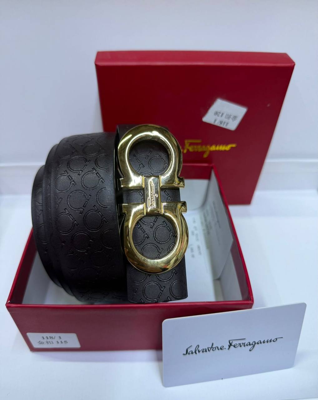 Belt

With box 
🎁🎁🎁

40 dhs🪙💕

Zain93
♥️♥️♥️