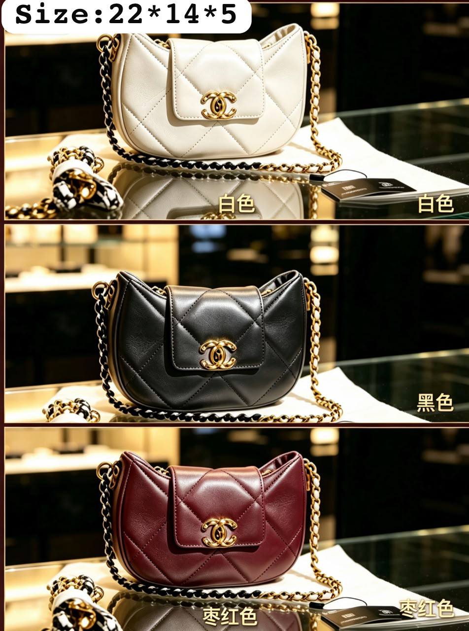 Chanel 
with box
110 dhs✅✅

Zain07
♥️♥️♥️