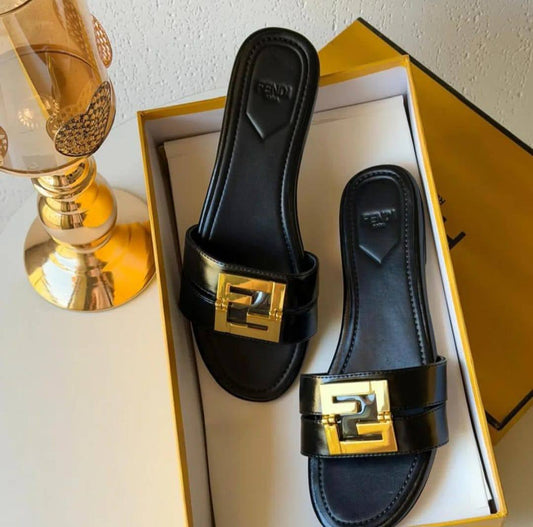 FENDI
☘️ *SIZE  36  to 41 ☘️                                                                                                       180 dhs❣️*

Zain224
♥️♥️♥️