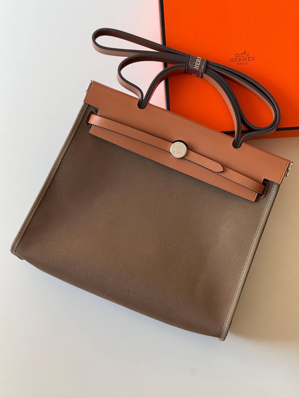 Hermes
Herbag 31cm💥Master quality ✅with box📦
610 dhs💓

Zain52
♥️♥️♥️