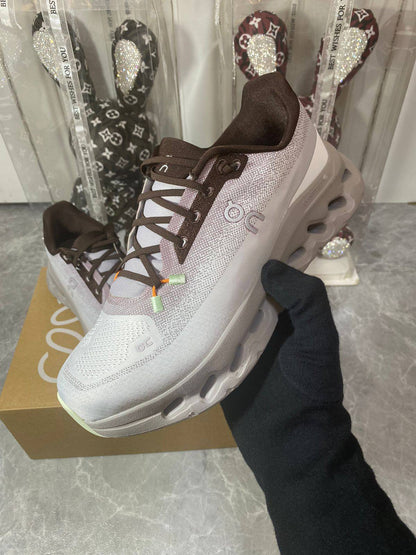 Cloud tilt 🥰😍
Size 36 - 45 

210 dhs🇦🇪🇦🇪

Zain242
♥️♥️♥️