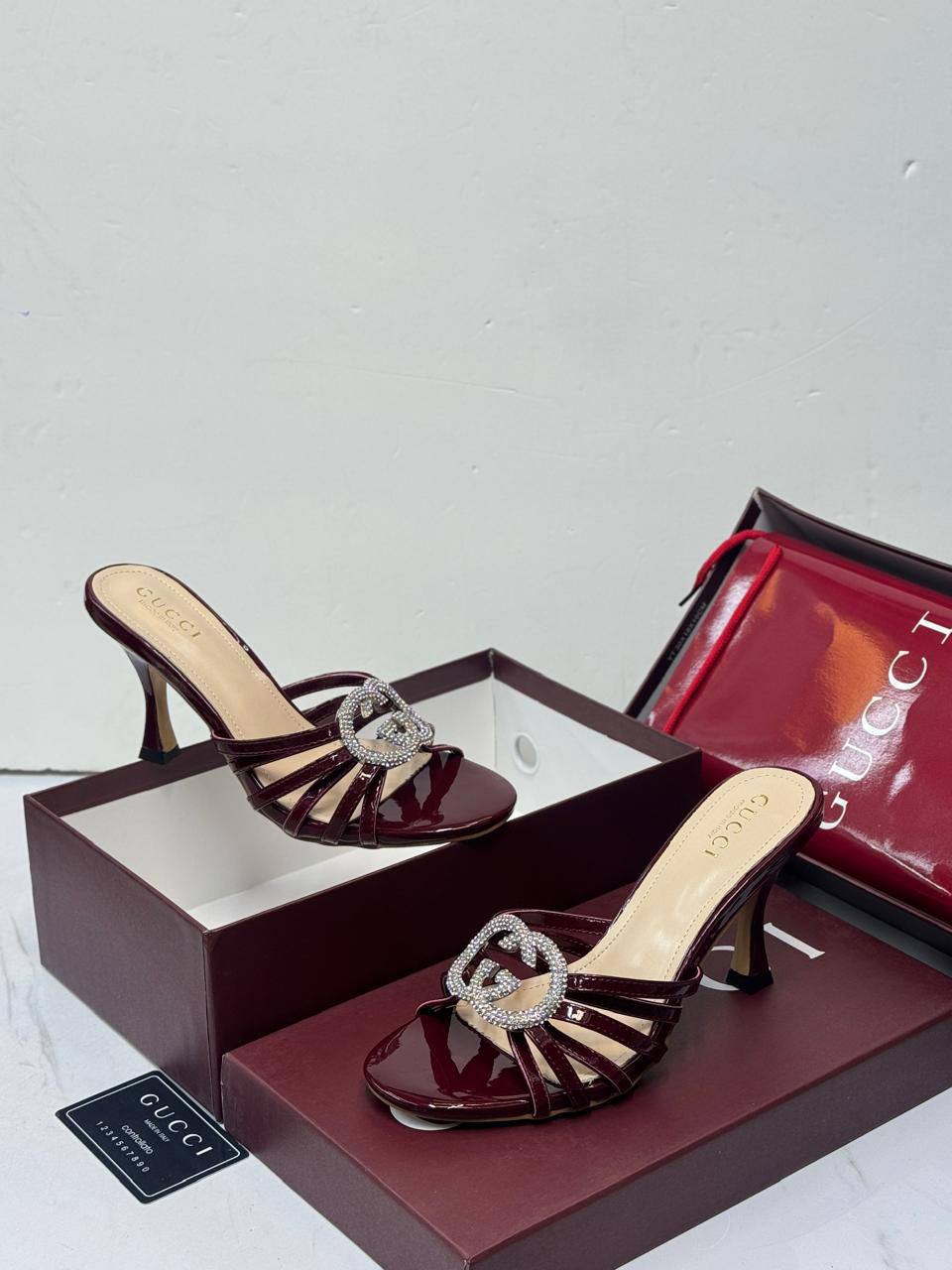 Gucci
💯high quality
Size 36-37-38-39-40-41

120 dhs💓

Zain21
♥️♥️♥️