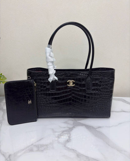 Chanel 🙋🏻💕
Master🌺🌺
35cm🫶🏼🫶🏼 
350 dhs💛

Zain297
♥️♥️♥️