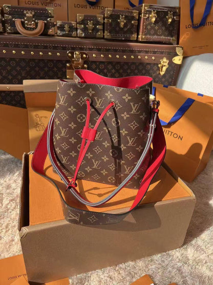 LV

290 dhs🇦🇪🇦🇪

Zain153
♥️♥️♥️