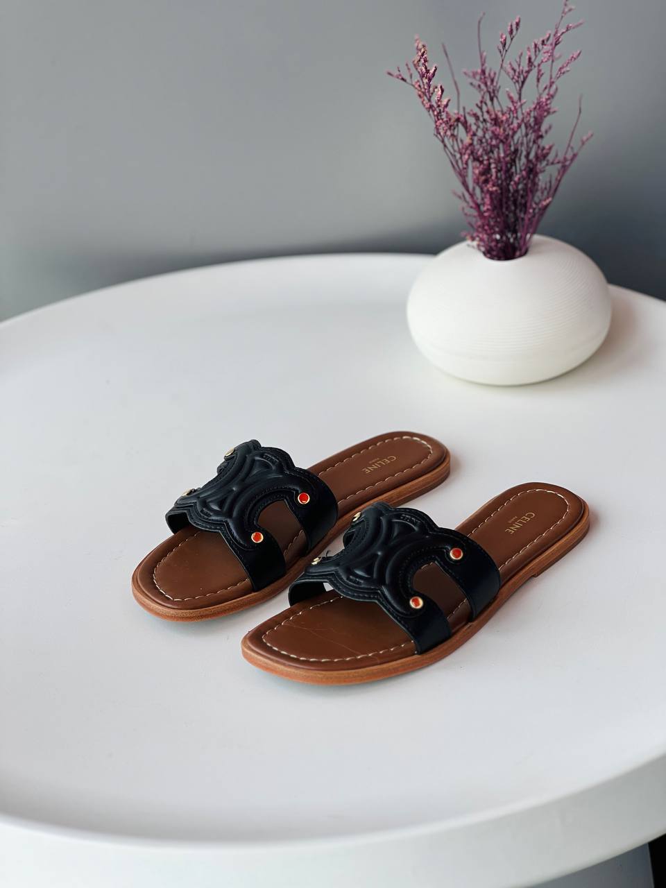 CELINE ✨⭐️
Size 36-41
_Super master high quality_🪡
380 dhs💛

Zain176
♥️♥️♥️