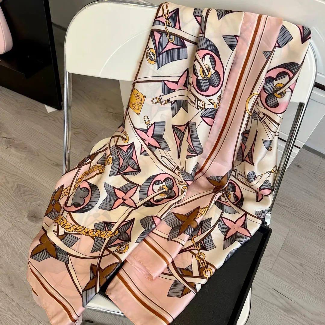 LV Silk 
Scarves Length:
80cm-100cm
70 dhs🇦🇪🇦🇪
with box

Zain312
♥️♥️♥️