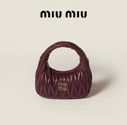 Miu Miu
95 dhs✅
size：20cm
High-quality 

with box
🎁🎁🎁

Zain35
♥️♥️♥️