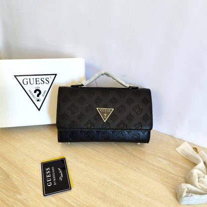 Fendi - Prada - CH - YSL - MK
100 dhs🇦🇪🇦🇪
with box
size 22cm

Zain26
♥️♥️♥️