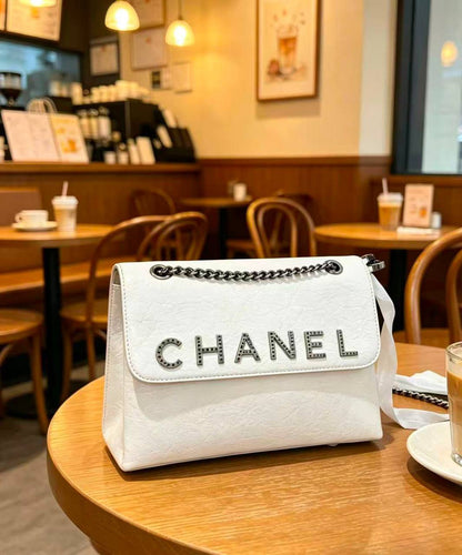 Chanel  
110 dhs💓
Good quality 

Zain253
♥️♥️♥️