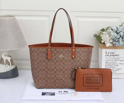 COACH 
GOOD QUALITY DOUBLE  FACE  
115 dhs✅

Zain39
♥️♥️♥️