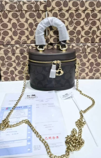 Coach
withbox 
95 dhs🇦🇪🇦🇪

Zain143
♥️♥️♥️