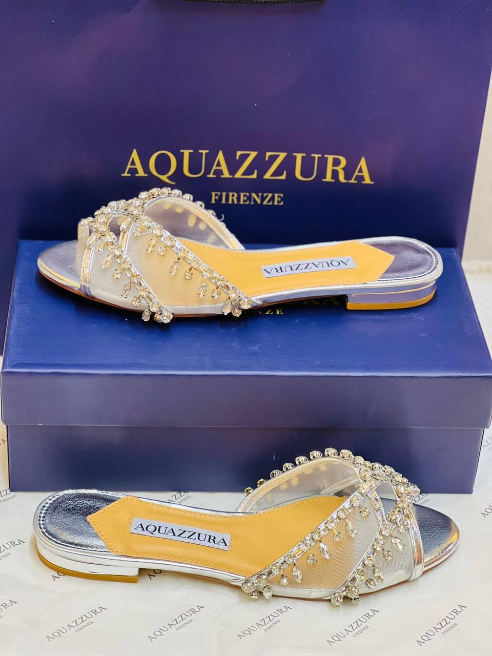 AQUAZZURA  
     FLAT    SLIPPER
SIZE 36-41 AVAILABLE 
150 dhs🪙🌨️
          GOOD QUALITY 😍

Zain88
♥️♥️♥️