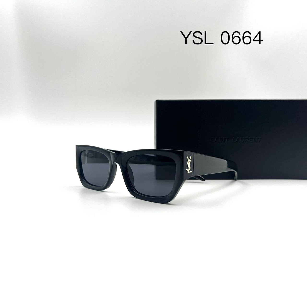 YSL💥*
Sunglasses 🕶️ 
good quality 💯
With master box 🗃️ 
50 dhs✅

Zain273
♥️♥️♥️