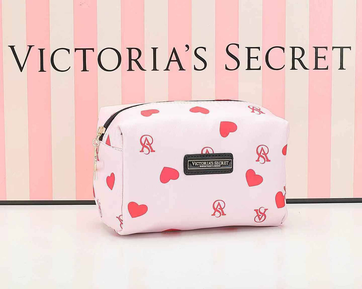 Victoria's Secret 

make up 
pouch 
new came 
good quality 

30 dhs🇦🇪🇦🇪

Zain295
♥️♥️♥️