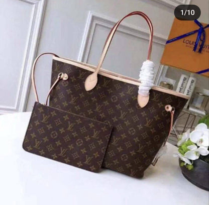 LV
90 dhs🪙💕

with box
🎁🎁🎁

Zain269
♥️♥️♥️