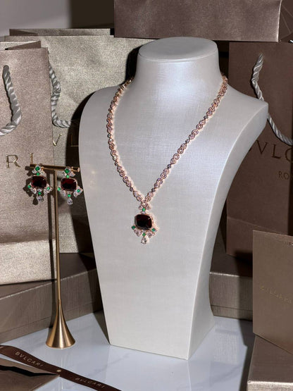 *BVlGARI*
New Collection 😍

Quality: Super Master 
Non -Tarnish color
* Necklace 
* ⁠Earrings
* ⁠For Price 👇 WTSP Text Zain 0568585901
* ⁠
* ⁠Zain268
♥️♥️♥️