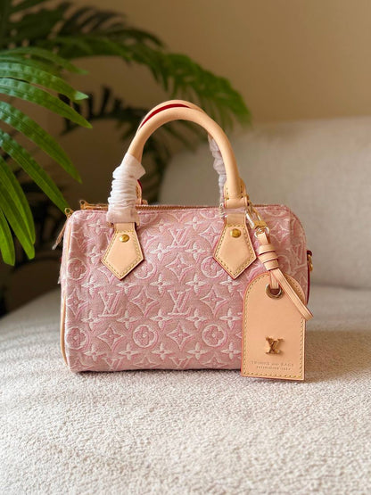 🌿💗*Louis Vuitton*😍🍃
    
            🍂 🩵🤍 🍂
For Price 👇 WhatsApp✅
0568585901 
0507557372
0552275751 Owner Zain 👌

Zain246
♥️♥️♥️
