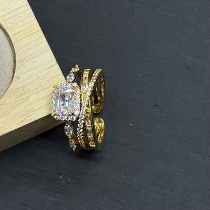 Fashion quality ❤️‍🔥*
Ring 💍 
Free size 
With black boxes 🗃️ 
30 dhs🪙💚

Zain216
♥️♥️♥️