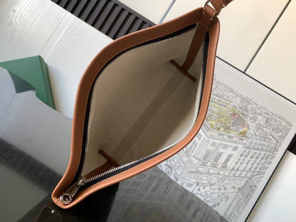 Super XXX Master Bags
For Price 👇 WTSP Text Zain 0568585901

Zain274
♥️♥️♥️