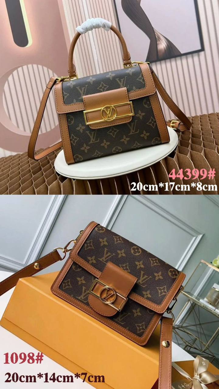 LOUIS VUITTON ,

all are very good quality 

100 dhs🇦🇪🇦🇪

Zain295
♥️♥️♥️