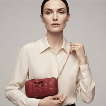 Dior ᴄᴀɴɴᴀɢᴇ ʙᴏᴡ
ǫᴜɪʟᴛᴇᴅ ʟᴇᴀᴛʜᴇʀ ʙᴀɢ
ᴡɪᴛʜ ɢᴏʟᴅ ᴄʜᴀɪɴ sᴛʀᴀᴘ
sɪᴢᴇ : 23 cm
ᴡɪᴛʜ BOX

100 dhs💓

Zain31
♥️♥️♥️