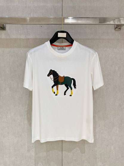 HERMES
Men’s Tshirt 
Master Quality 
SMLXLXXL 
300 dhs✅

Zain276
♥️♥️♥️